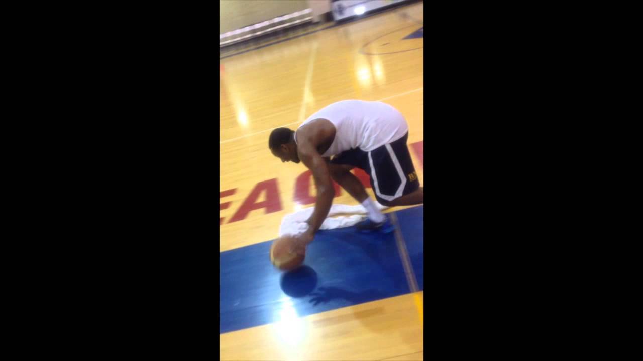 GrindHouseBasketball (Marcus "The Bullet" Walker w/ Pro Basketball