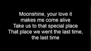 Video voorbeeld van "Bruno Mars - Moonshine lyrics"