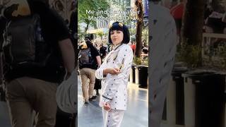 Giorno reads the Bible and rips his arm off
Giorno reads the Bible and rips his arm off
この動画では、ジョジョの奇妙な冒険のキャラクターたちの**コスプレ**とアニメシーンが交互に登場し、ジョルノ・ジョバーナの夢や能力について楽しく描かれています。**ジョジョ**ファンにはたまらない内容です。**jojos bizarre adventure**の**ジョジョの奇妙な冒険**の**giorno giovanna**。 Giorno reads the Bible and rips his arm off