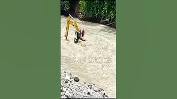 Excavator Rescue! Battling the River to Save Their Sunken Friend! #excavator #excavatorfails