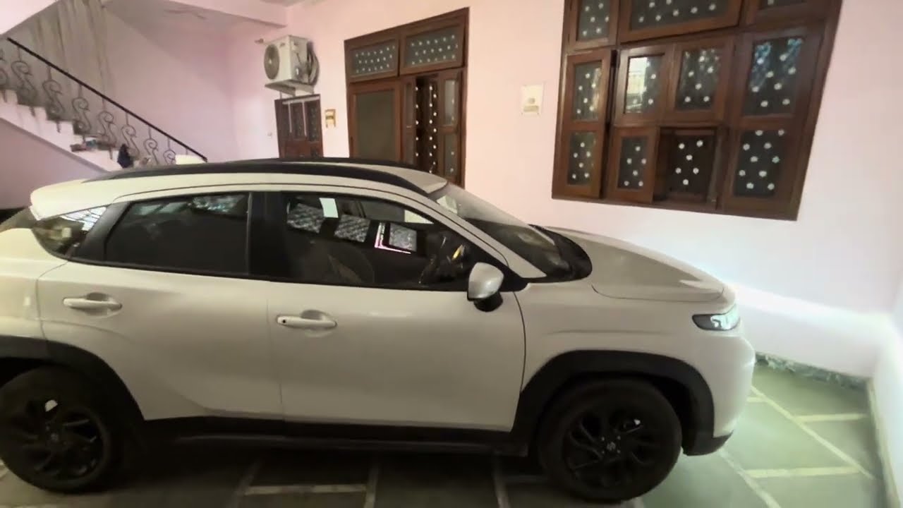 Fronx VS Brezza :  which one to buy under 10L