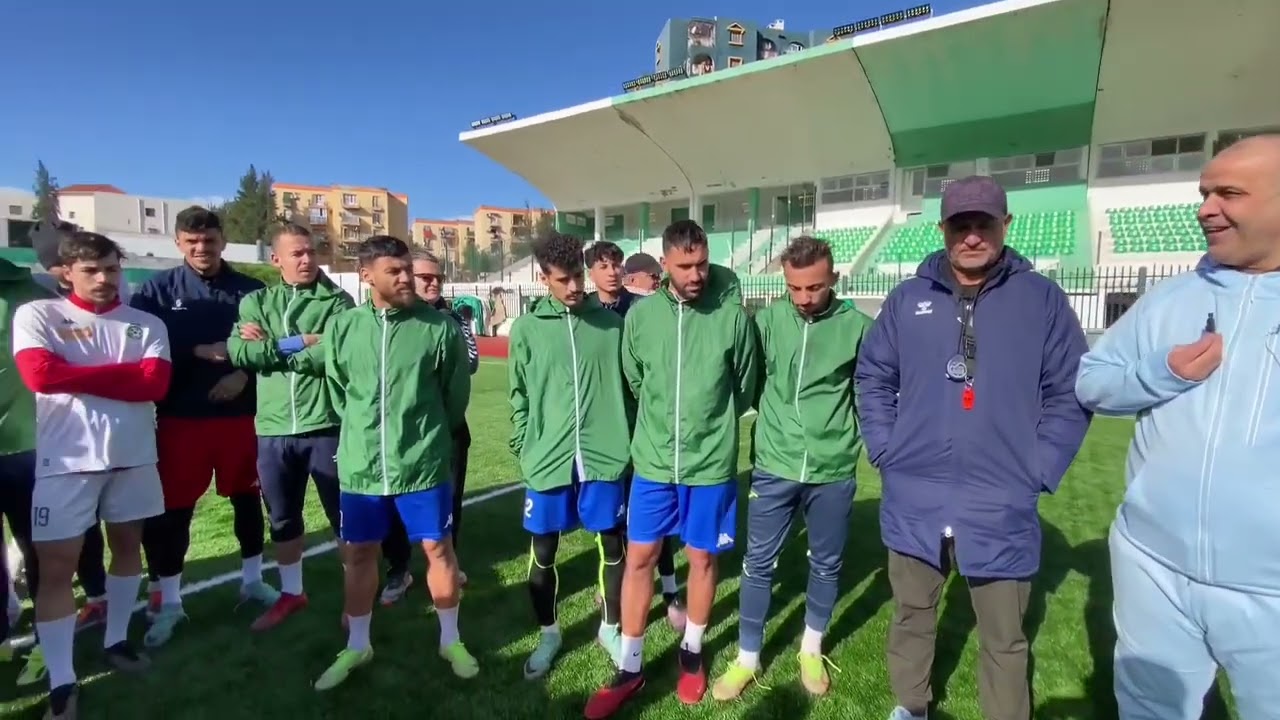 جمعية راديوز و بحضور النجم لخضر بلومي تشجع أسرة فريق أتحاد البليدة من اللاعبين، طاقم فني و مسيرين