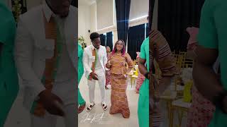 Go Auntie Go Auntie 🔥💃🏾 #ghanaweddings #traditionalwedding #ghana #kalikadance