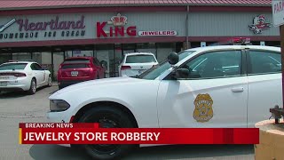 $2M stolen, workers ‘restrained’ during Indianapolis jewelry store robbery; 5 in custody