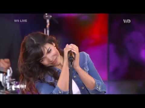 Indila - Dernière danse (W9 Live - 14/06/2014)