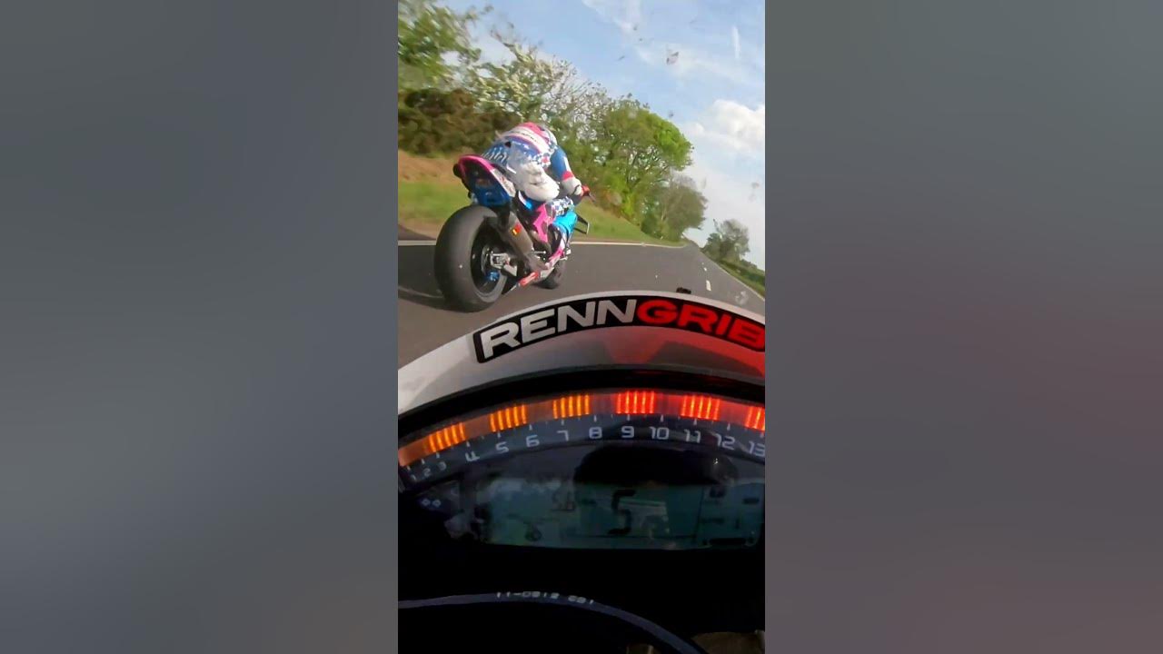 ZX10R vs M1000RR, who is faster? YouTube