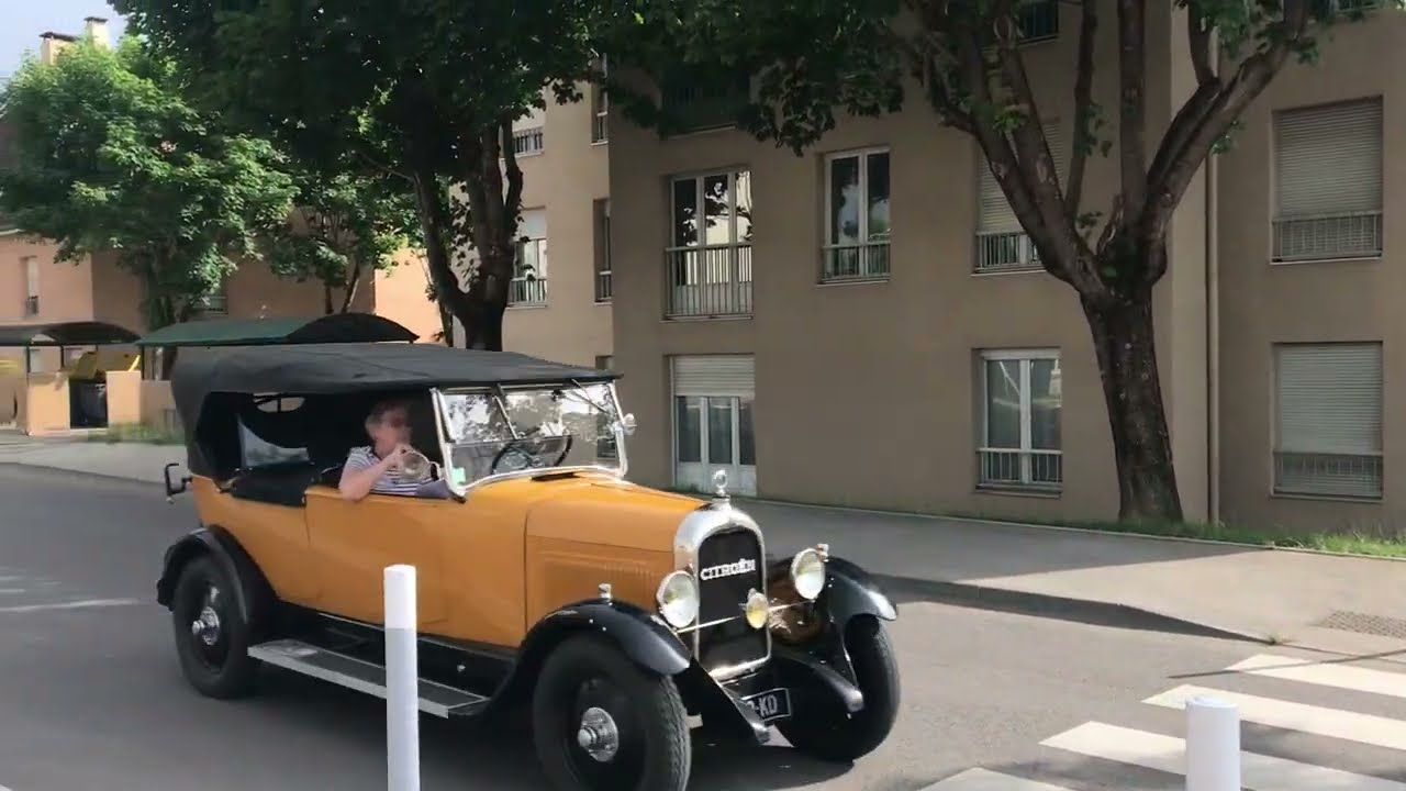 Автопробег ретро-автомобилей в Шаньи (Chagny, Франция)