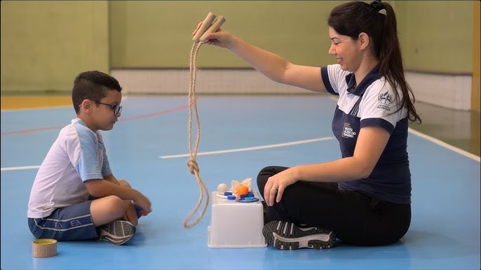 Educação Física - Corrida do Ovo - Prof. Débora 