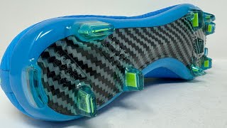 Carbon fiber football boots are back in 2024!