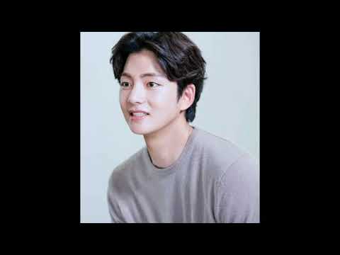 BTS V Handsome photos🤤🤤(kim taehyung)