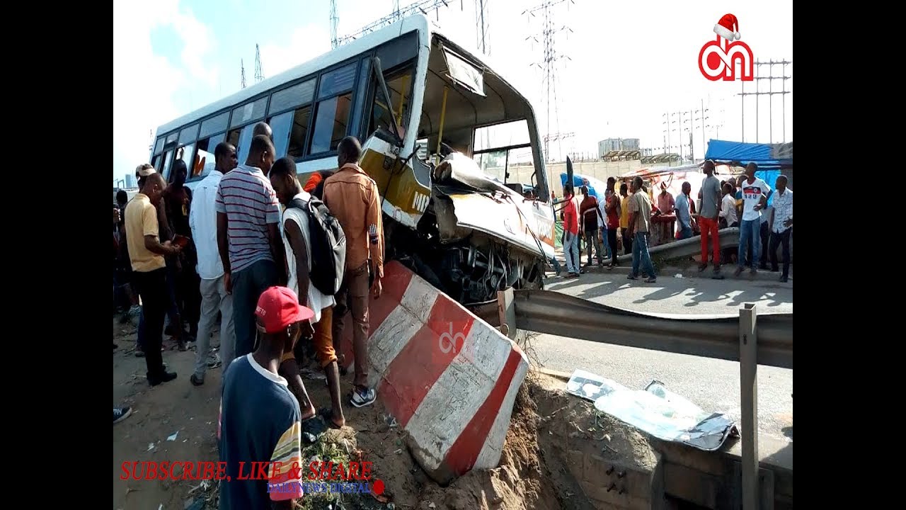 Ajali ya daladala leo asubuhi Ubungo, dereva ajeruhiwa
