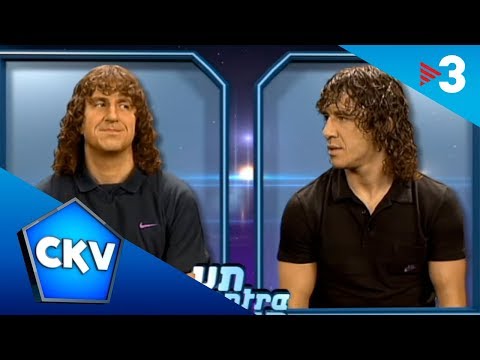 El jugador del Futbol Club Barcelona Carles Puyol respon al qÃ¼estionari de l'"Un contra un" al costat de la seva imitaciÃ³ del "CrackÃ²via". Efectivament, ell pronuncia "Keite".