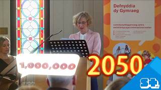 Newyddion da i unig ysgol Gymraeg Lloegr a cipolwg ar y gwaith o roi rhagor o seddi'n y Senedd!