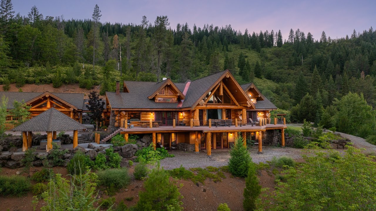 Inside this MAGICAL Mountain Lodge with STUNNING Mount Shasta Views!