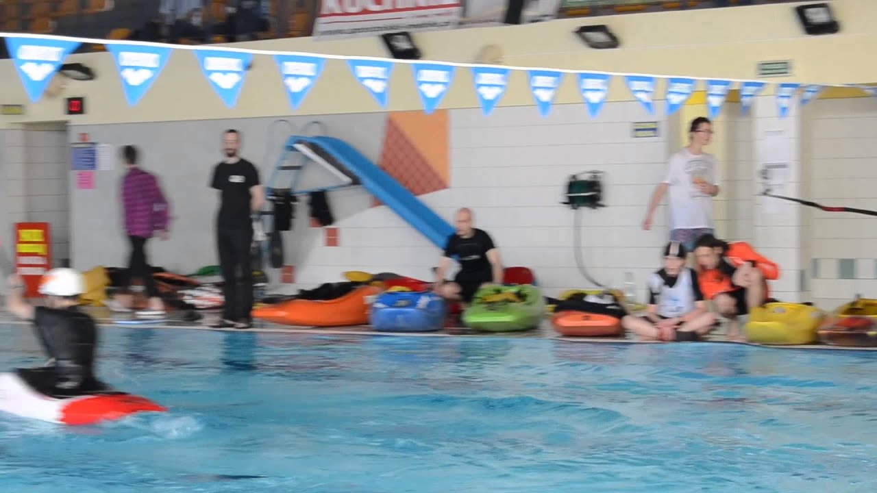 Halowe Mistrzostwa Polski we Freestyle'u Kajakowym LooP '13