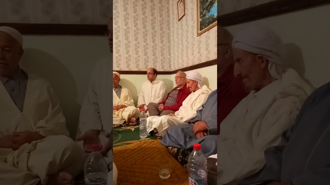 جلسة مباركة بحضور سيدي محمد رمضان رحمه الله تعالى رحمة واسعة.  ب بوسمغون .