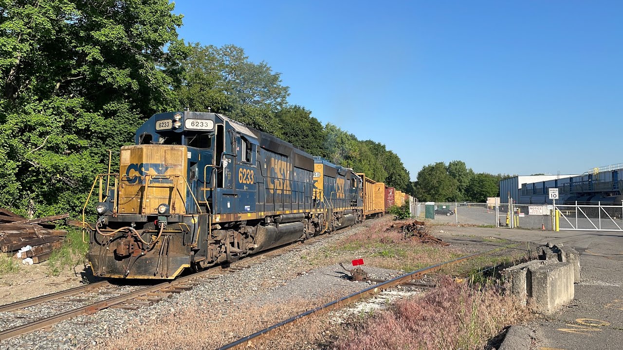 ALL HAIL CSX 6233 🙇‍♂️ 🙇 🙇 - YouTube