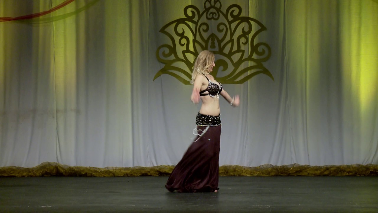 Tales of Sahara 2016 - Queen of drum solo: Pavla (improvisation with Khader)