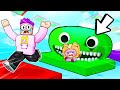 CRAZIEST FOXY ROBLOX VIDEOS EVER! (CREEPY WEDNESDAY HOSPITAL, SIREN COP, &amp; MORE!)