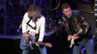 The Pretenders Live 2016 =] Private Life [= Toyota Center :: Oct 29 :: Houston, Tx chords