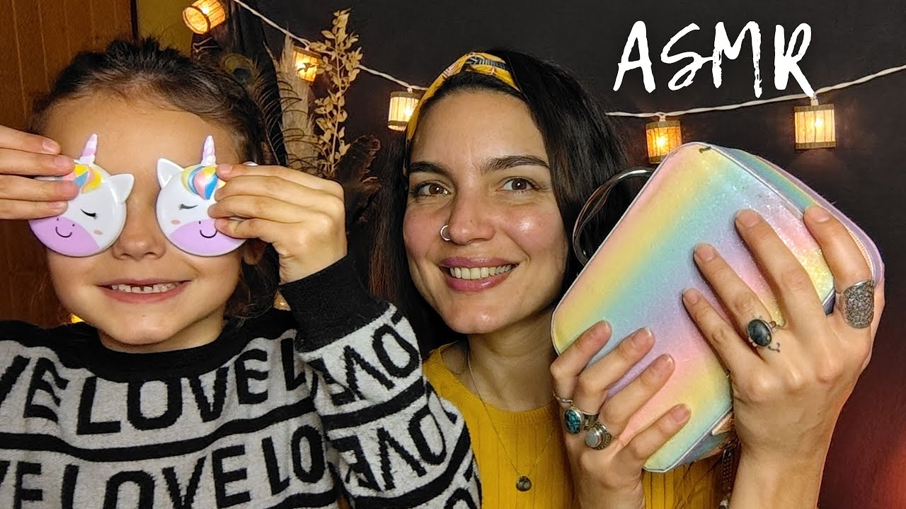 ASMR * Ma fille me maquille