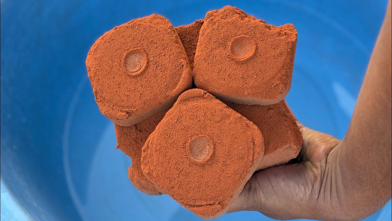 ASMR Very Soft Dusty 🌪️😴Red Dirt 🔴 Blocks Crumble on lots of water 💦🌊🌊💦🌊