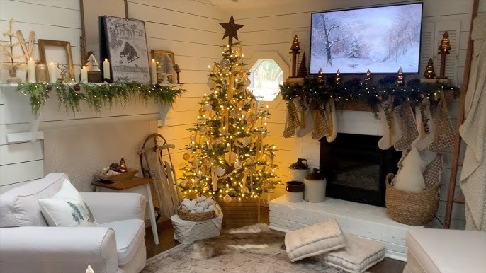 Our Cozy Christmas Cottage < At Home in the Wildwood