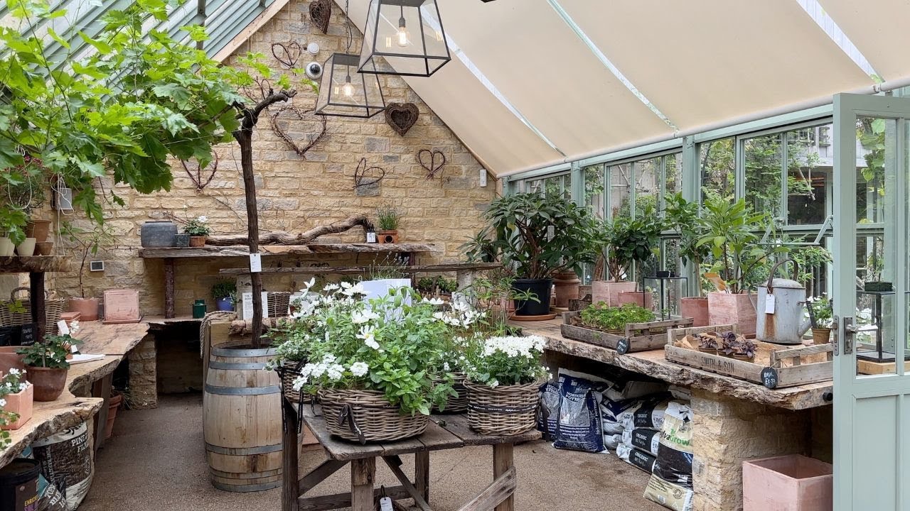 Explore Enchanting England - Uncover Snowshill Manor, Hidden Gardens & More!