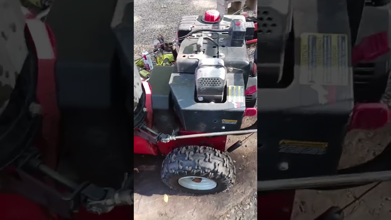 Murray 8hp 24" 2 stage snowblower.