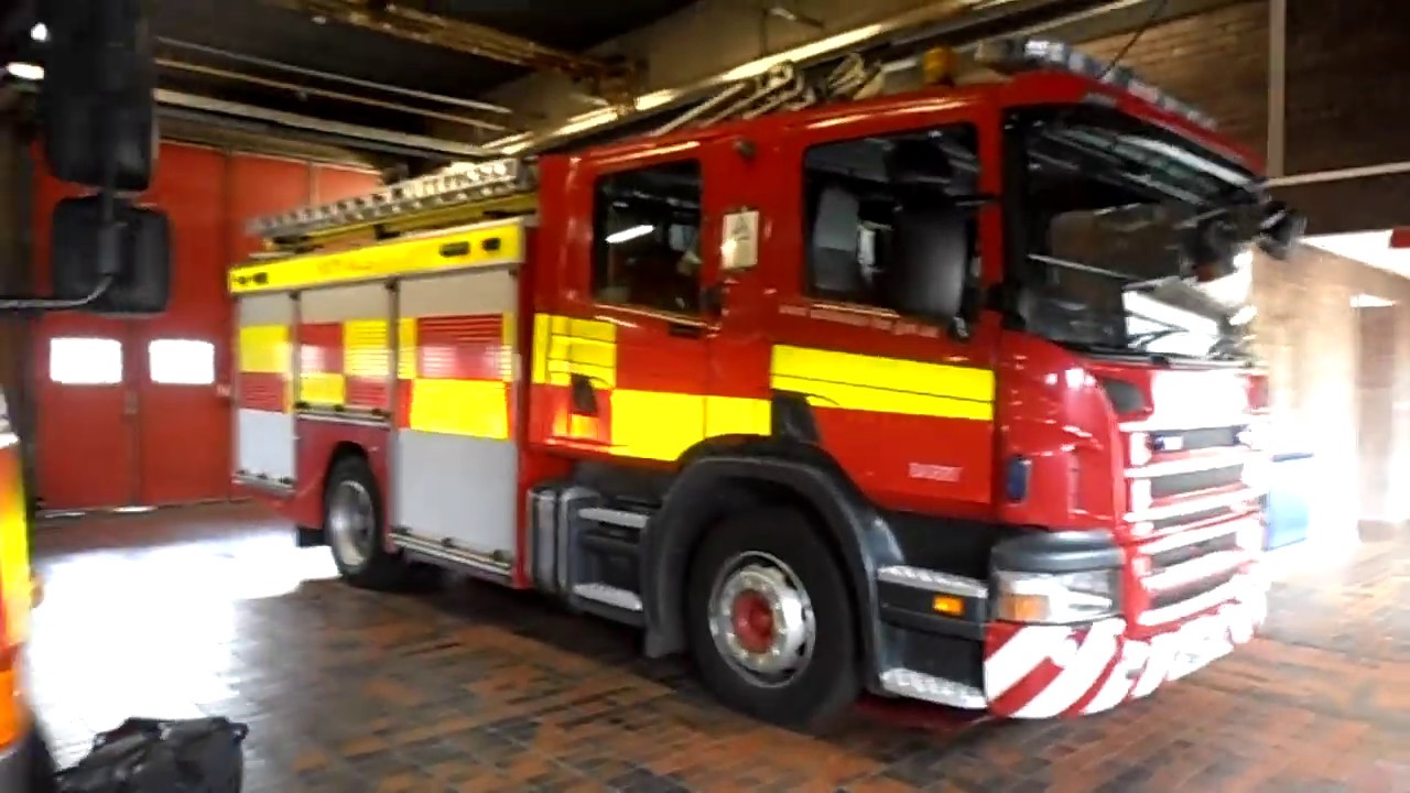 Quick tour of South Wales Fire & Rescue station at Barry