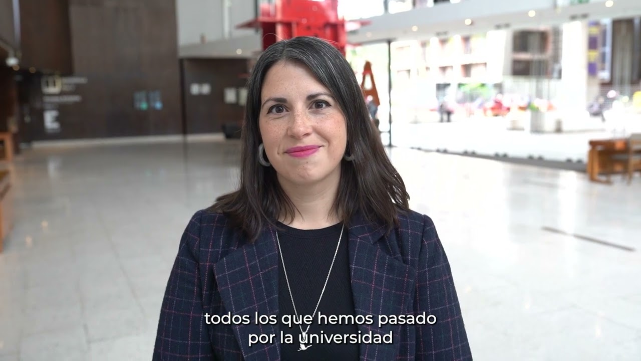 Estudia sociología en la UAHC