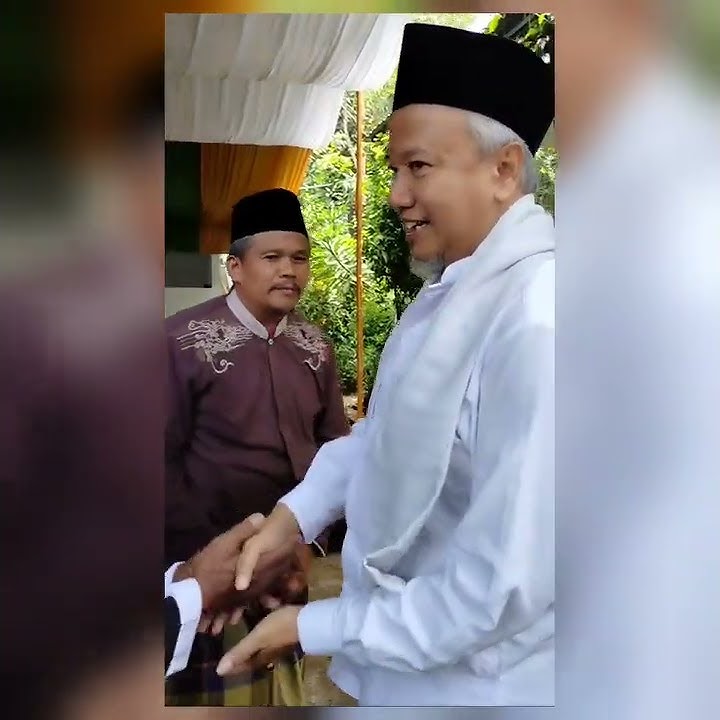 KH. NASIRUDIN AL MANSUR - KEBUMEN