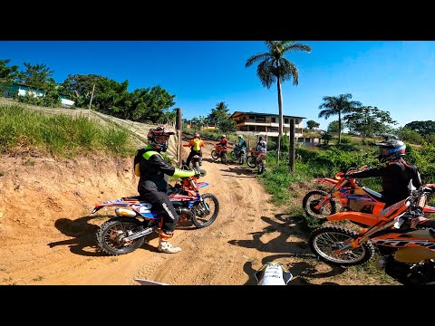 Entre Bosques y Montañas Una Jornada Épica de Enduro