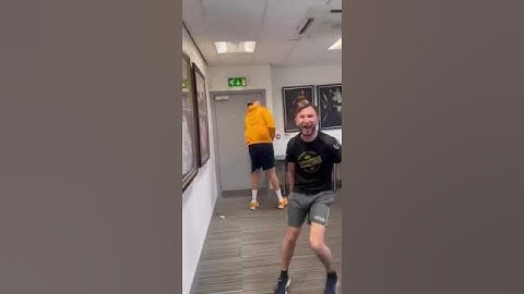 TYSON FURY S**** HIMSELF AT THE GYM!