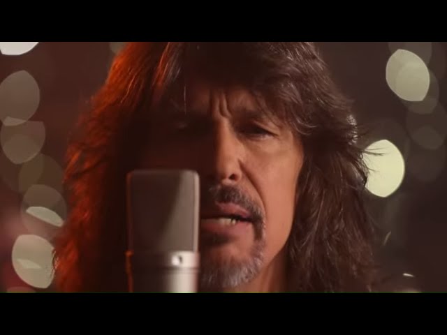 Foreigner - The Flame Still Burns