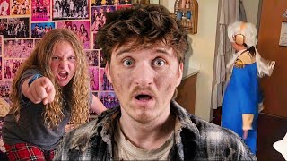 Datos They Caught Their Roommate Doing THIS! Noticias