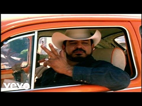 Watch the video for Tu nuevo cariñito