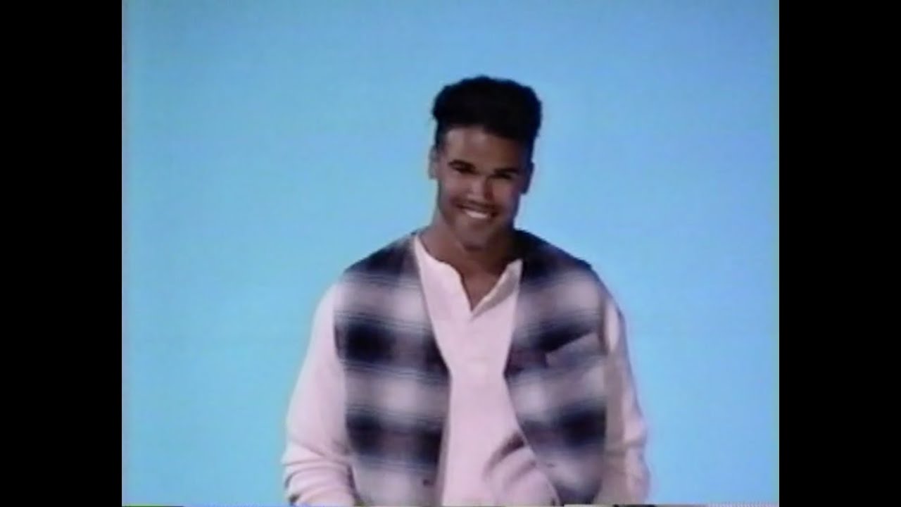 Gap - Fall 1993 Fashion Show - YouTube