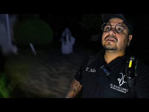Entramos al Cementerio Más Misterioso de La Antigua Guatemala… 😨👻 Y Captamos Algo ATERRADOR 👁️🌑