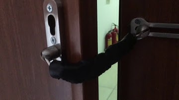 chốt cửa an toàn cho cửa chung cư lắp tại nhà gọi 0989743199