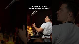 flair tricks HOW TO DO A TOSS FROM BEHIND THE BACK 1 bottle #flairbartending #bartender #bartricks