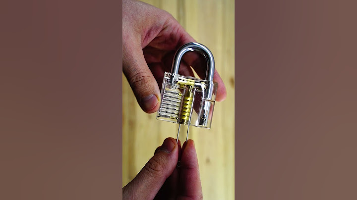 Как легко вскрыть замок булавкой / How to easily open a lock with a pin