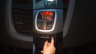 :       207. Setting the time and date on the display of the Peugeot 207
