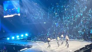 WayV - Love Talk (partial pt1) SMTOWN Live 2025 in London