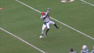 Tee Higgins Mossing Defenders