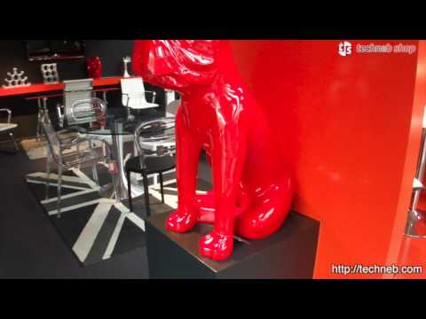 Statue forme de chien ANK en fibre de verre (rouge laqué)