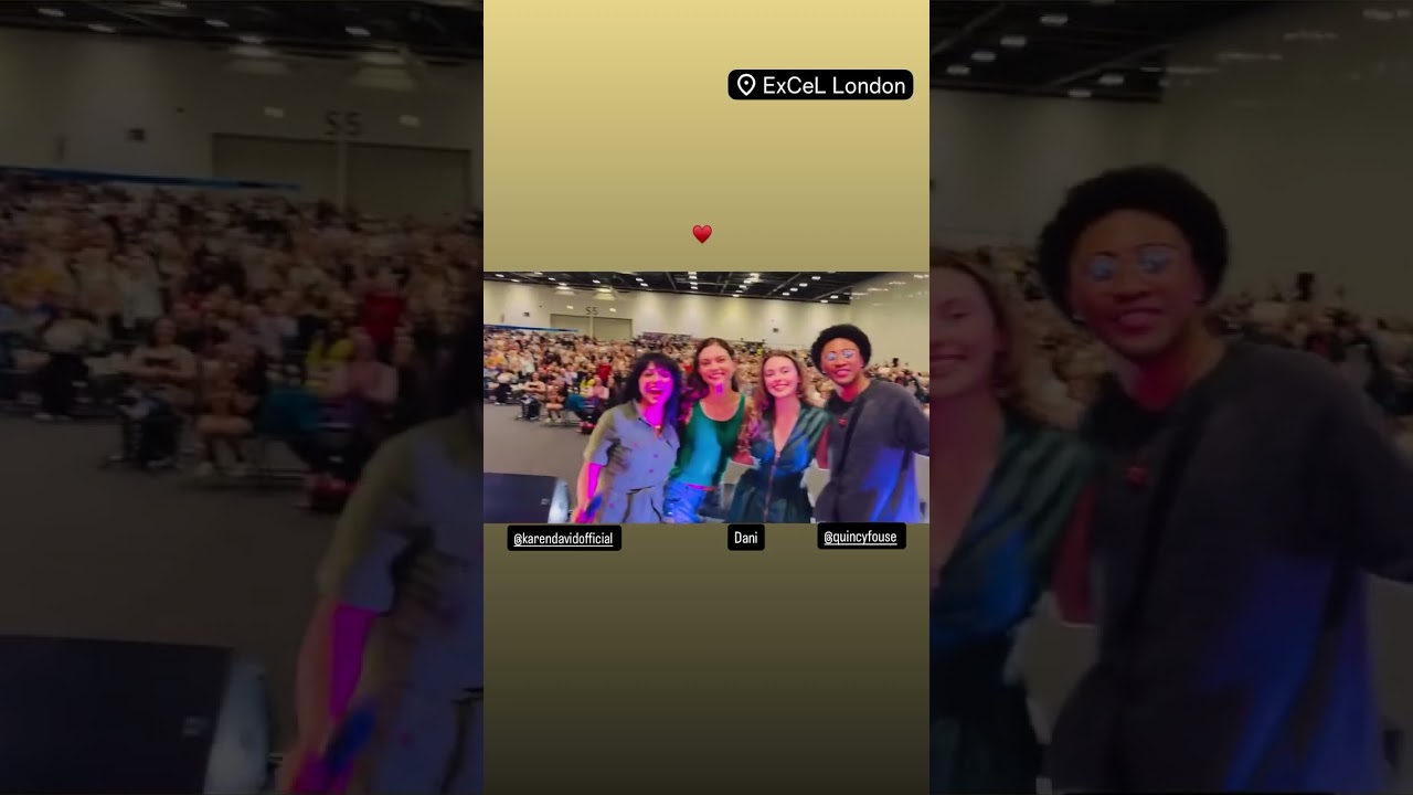 Danielle Rose Russell and Jenny Boyd 😍❤️