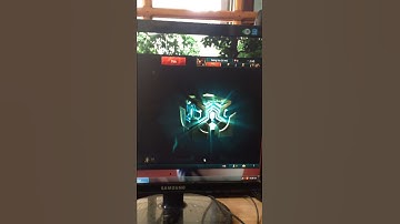 Mở hòm hextech may mắn nhất năm .