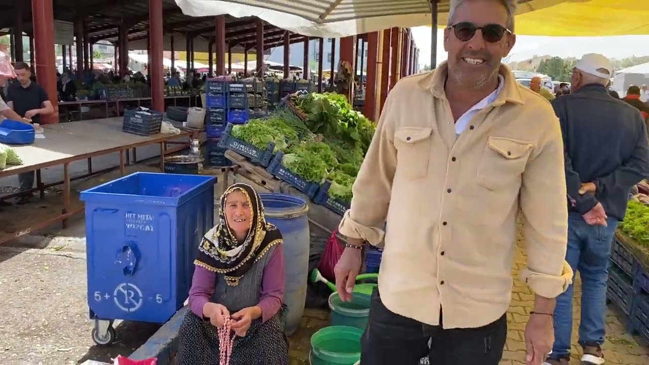 DeliBekir , Karaoğlan Cumartesi pazarı .!!! #Boğazlıyan … Domates 15 tl