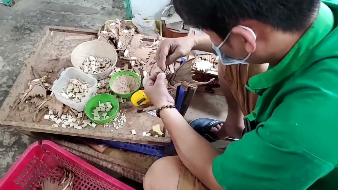 Intarsia art by Carver Dan's